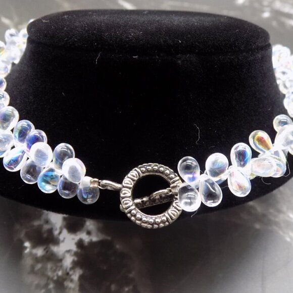 Vintage AB Aurora Borealis Choker Necklace Glass Teardrop Cluster Toggle Closure - Picture 4 of 8